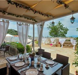 5 bedroom villa with pool & seaview, Perithia, sleeps 10